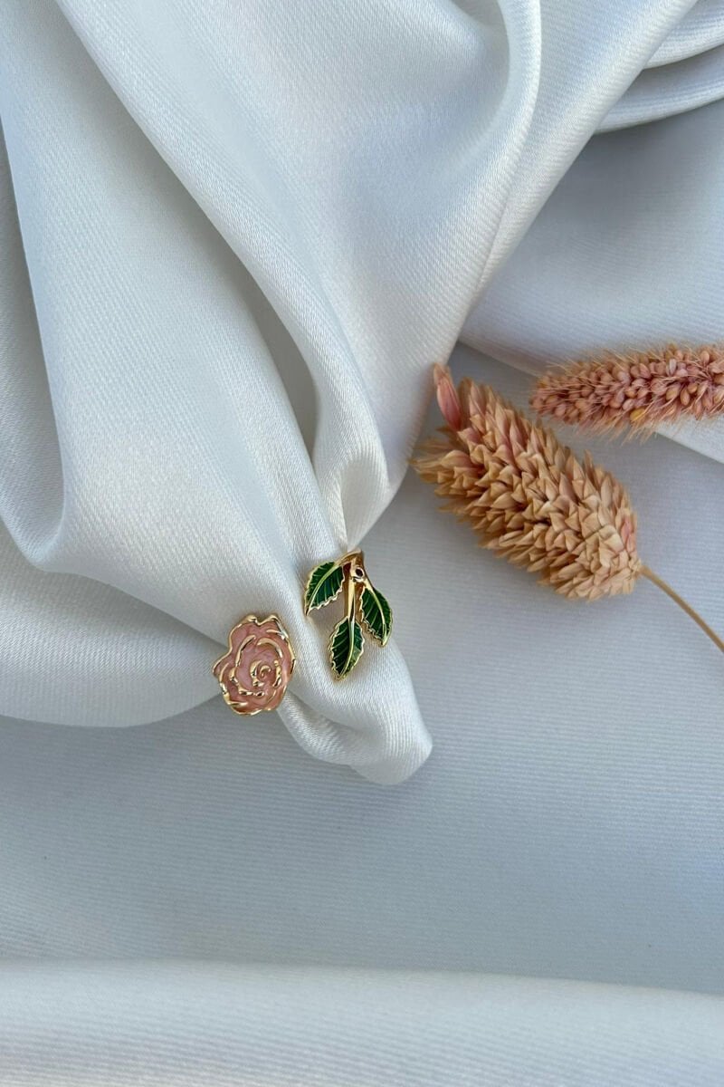 Gül Model Mineli Çiçek Yüzük