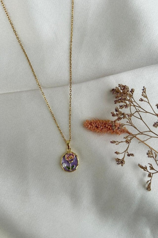 Gül Detaylı Mor Sanat Kolye
