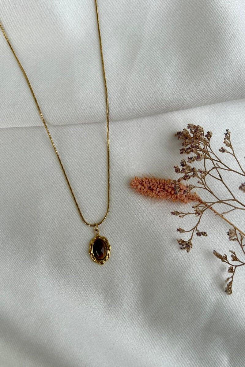 Kehribar Taş Oval Model Kolye