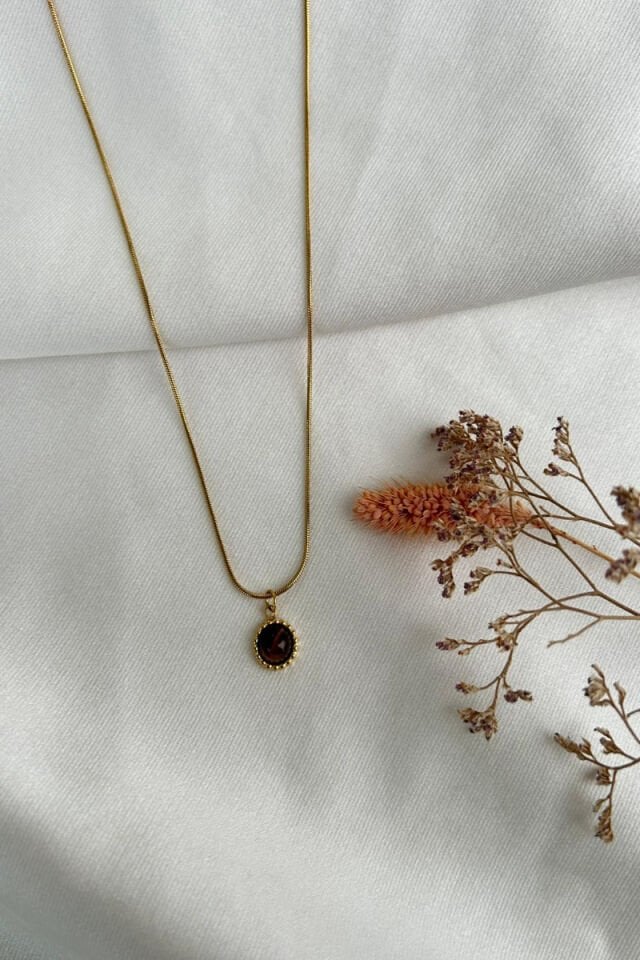 Kehribar Taş Minimal Kolye