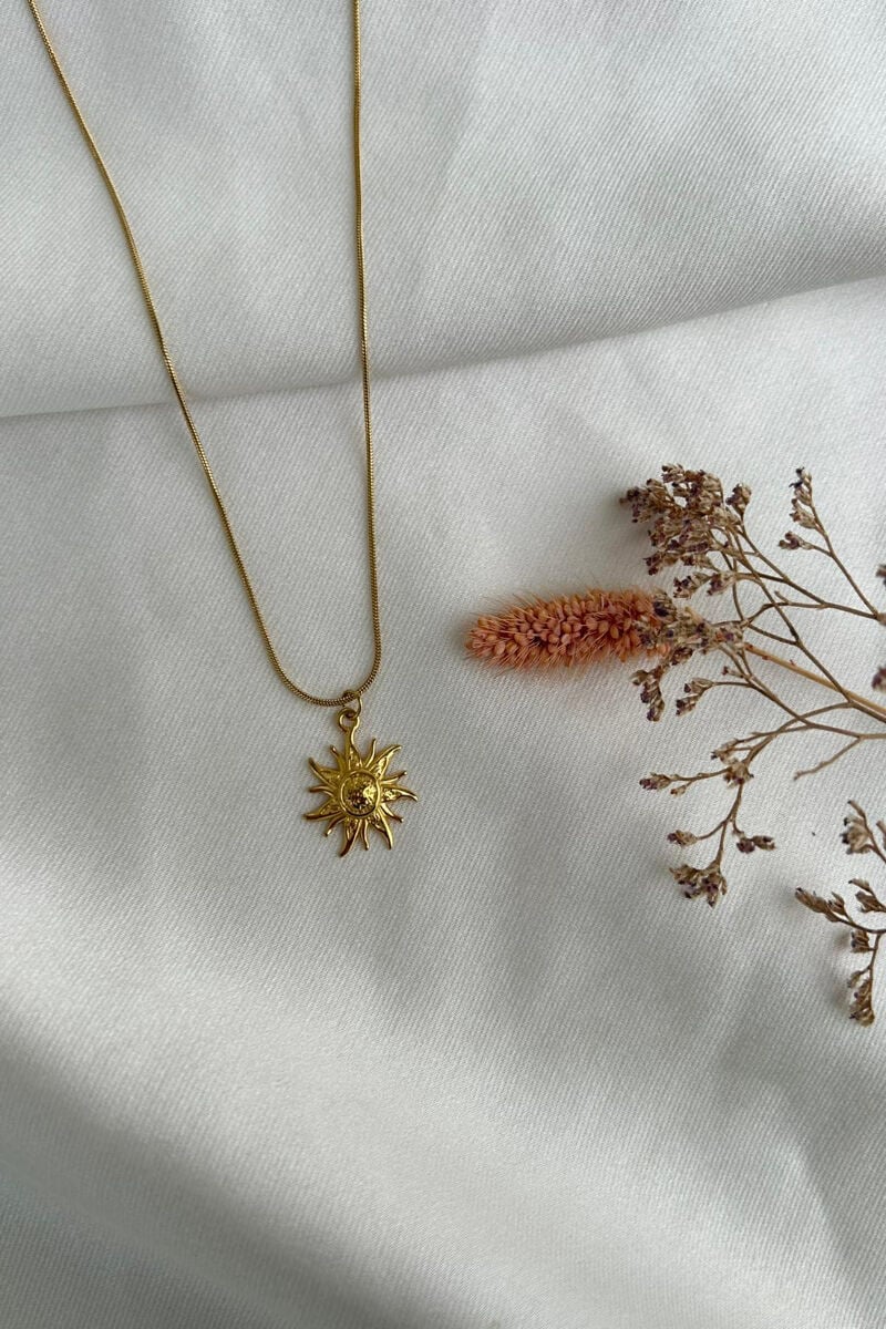 Güneş Model Tasarım Kolye