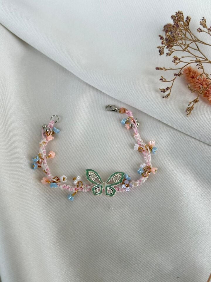 Kelebek Detaylı Tasarım Model İp Bileklik