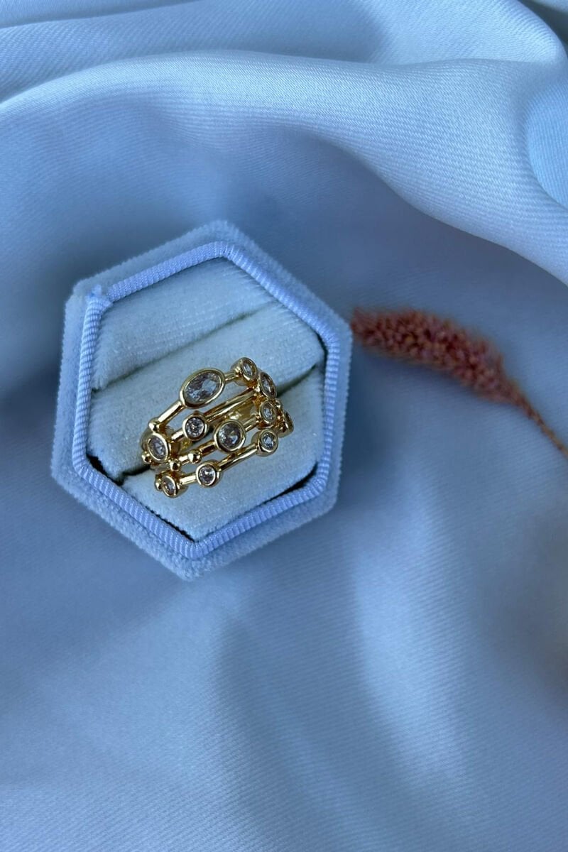 Kristal Taş Tasarım Yüzük