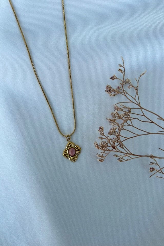 Pembe Taş Yonca Model Minimal Kolye