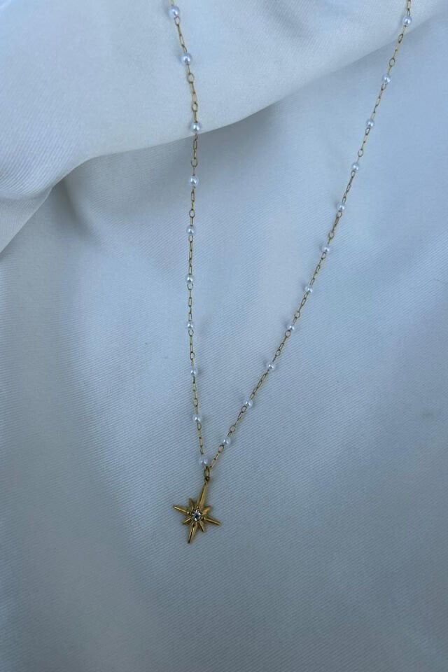 İnci Detaylı Kutup Yıldızı Kolye