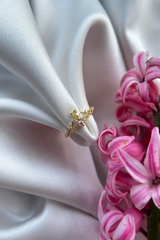 Zarif Model Renkli Taş Tasarım Yüzük