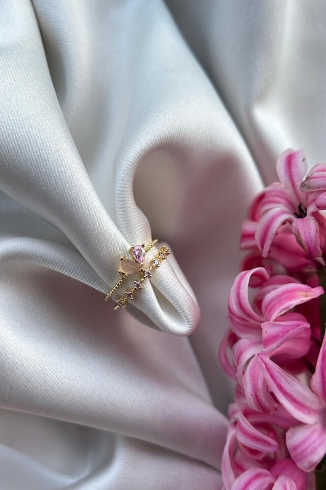 Pembe Kalp Tasarım Yüzük