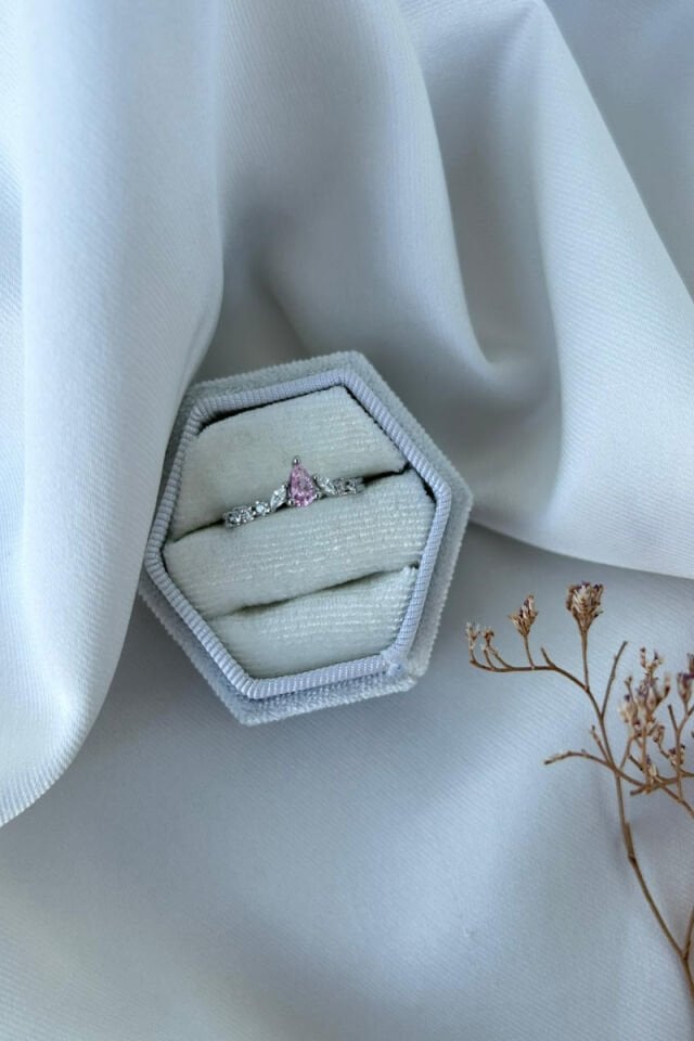 Pembe Damla Taş Minimal Model Yüzük(silver)