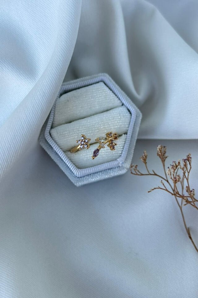 Mor Çiçek Detaylı Minimal Model Yüzük