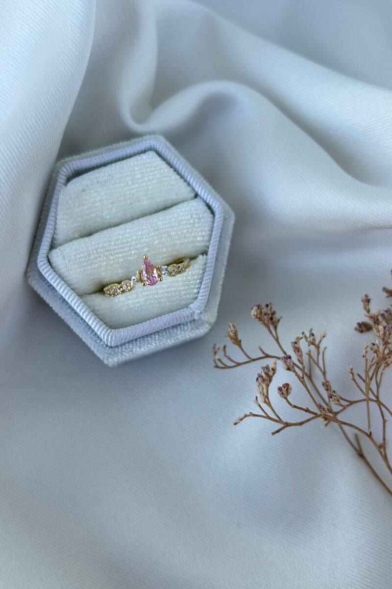 Pembe Damla Taş Minimal Model Yüzük